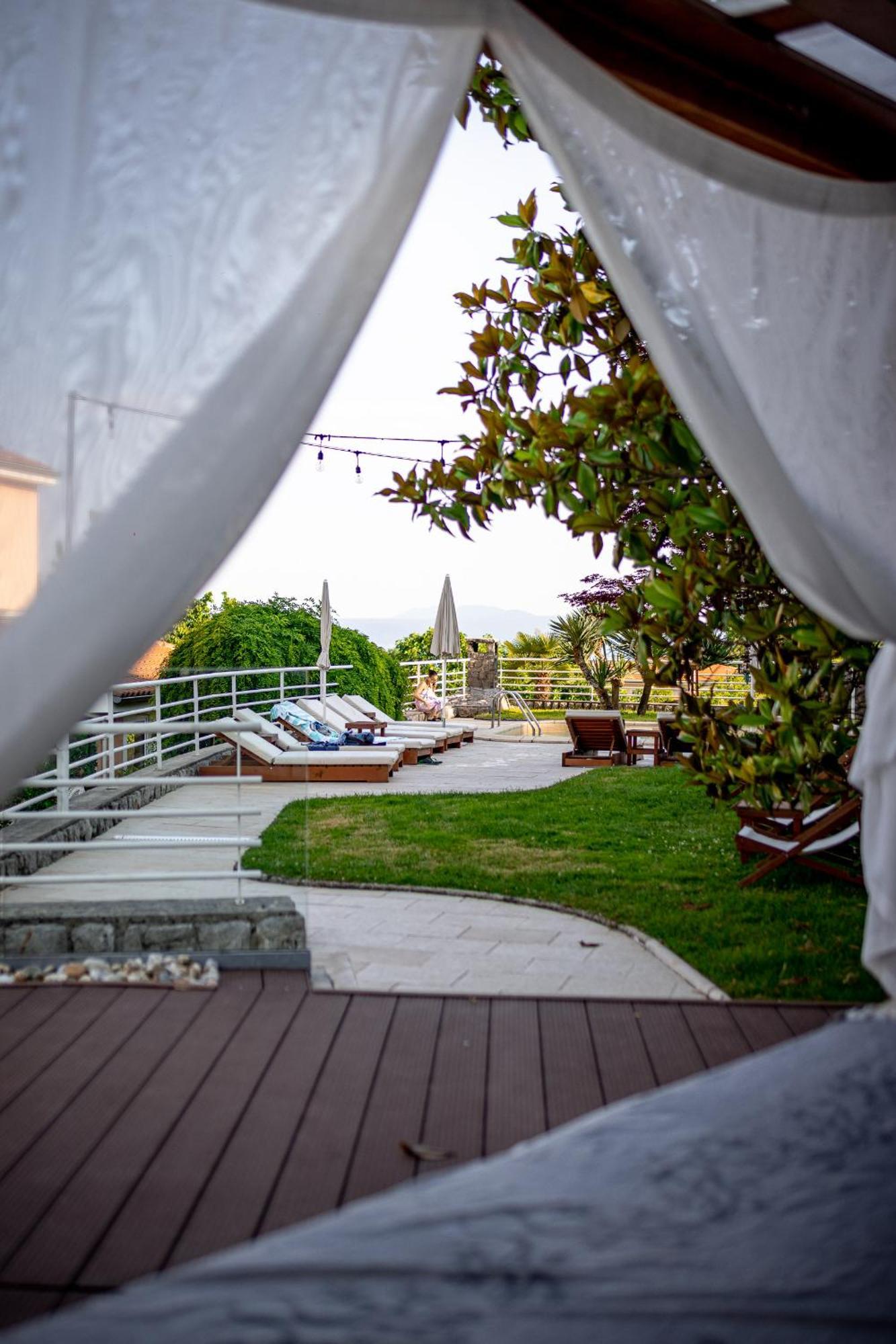 Villa Nada Lovran Exterior foto